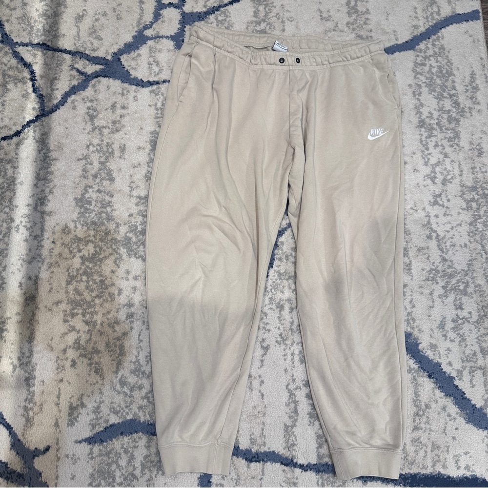 Nike Sweatpants